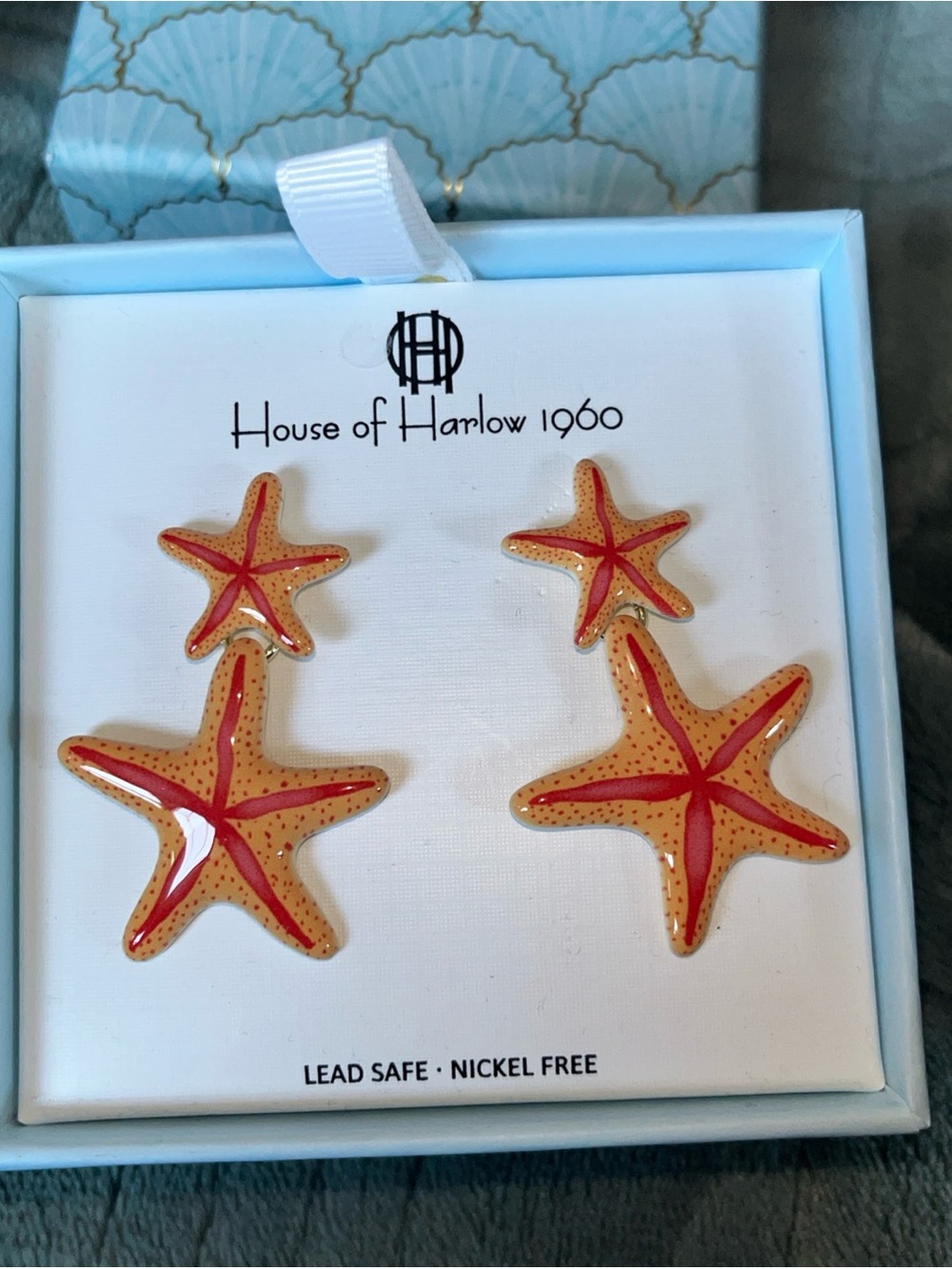House of Harlow 1960 starfish red orange post earrings